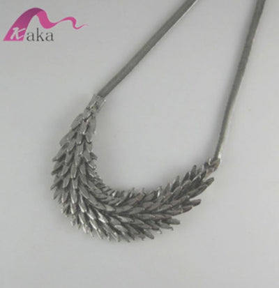 House of the Dragon, Game of Thrones Merchandise, GoT, Daenerys Targaryen, Mother of Dragons, Khaleesi, Dragon Wing Scale, Bird Feather, House Stark, Necklace, Gift for Women, Teens, Costume Jewelry Necklace, Merchandise